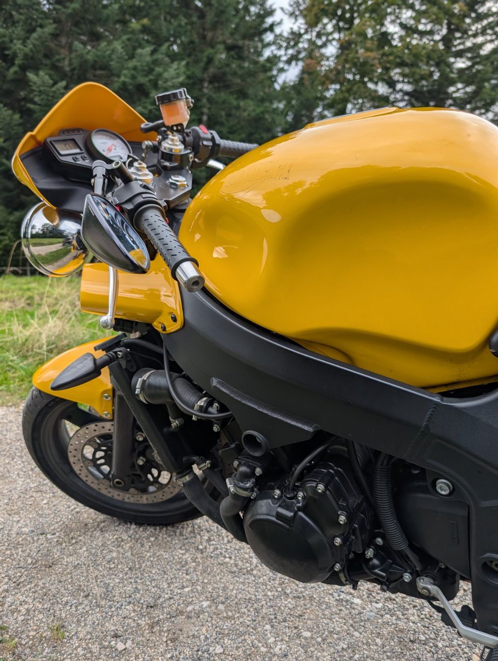 Triumph Route: Triumph Speed Four – D'occasion à Chézard-St-Martin par pie_sf6h 4