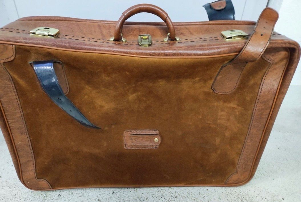 Reisekoffer: Alter Koffer zu verkaufen – Gebraucht aus Zürich von Affari.zh