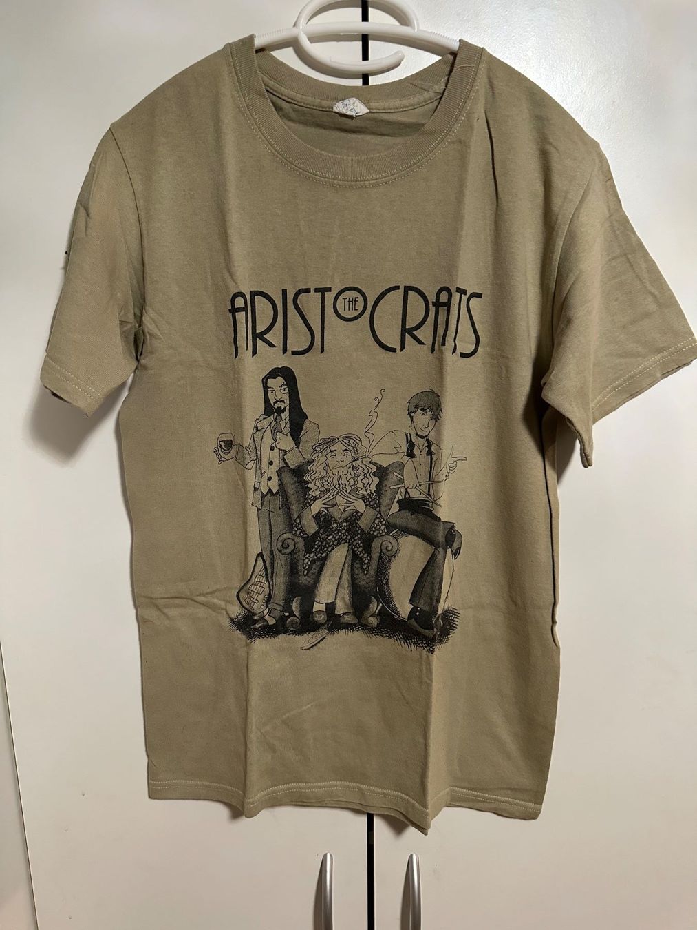 T-shirt: Aristocrats Bandshirt (S) – Usato da Schaan venduto da Hermine2018