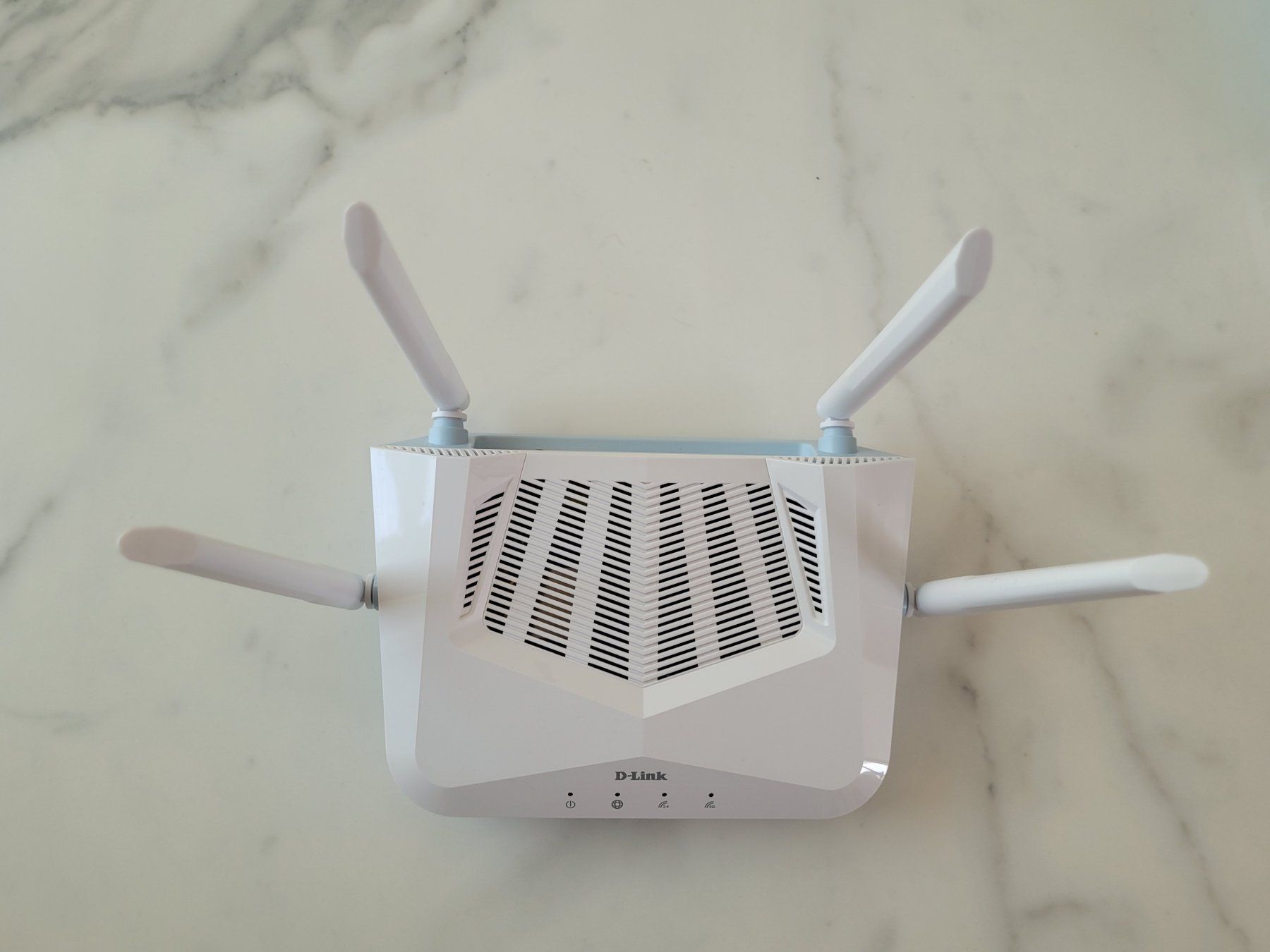 Dlink Modem & Router: D-Link EAGLEPRO AI AX1500 Smart Router R15 – Nuovo (secondo la descrizione) da Ostermundigen venduto da Fritsch 2
