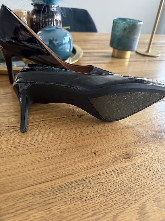 Damenschuhe: Calvin Klein Pumps – Gebraucht aus Oberwil BL von Linchen1185 1