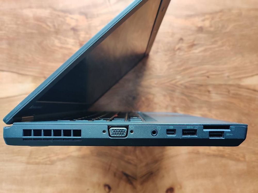 Lenovo ThinkPad T440p | i7 |16GB | 256GB SSD | Win10Pro 3