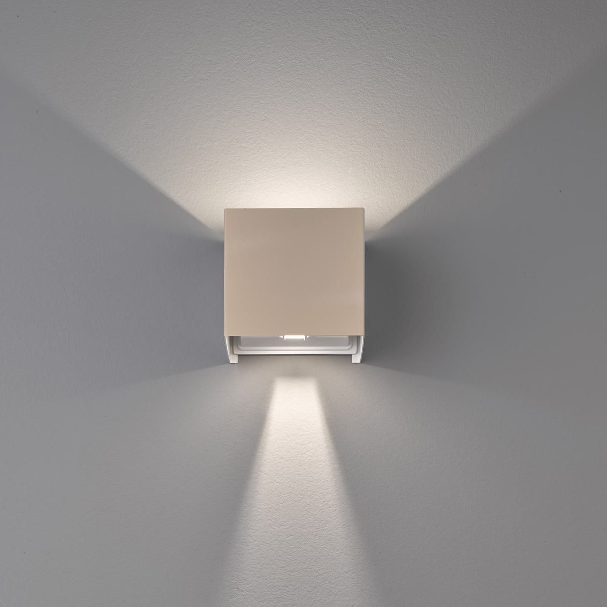 Lampade: LED Aussen Wandleuchte, IP44, 11cm Breit – Nuovo (secondo la descrizione) da Kreuzlingen venduto da Smart-Light 4