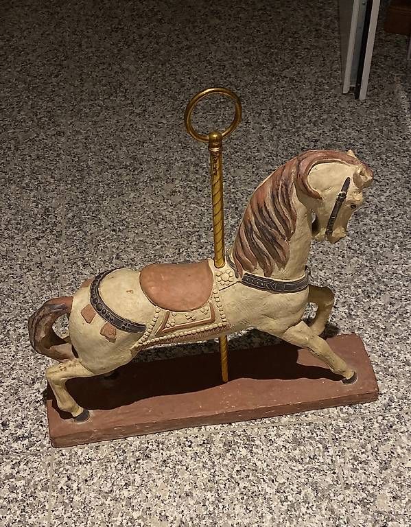 Sculture & Statue: Karusellpferd aus Ton/Keramik – Usato da Basel venduto da AS_4050 1