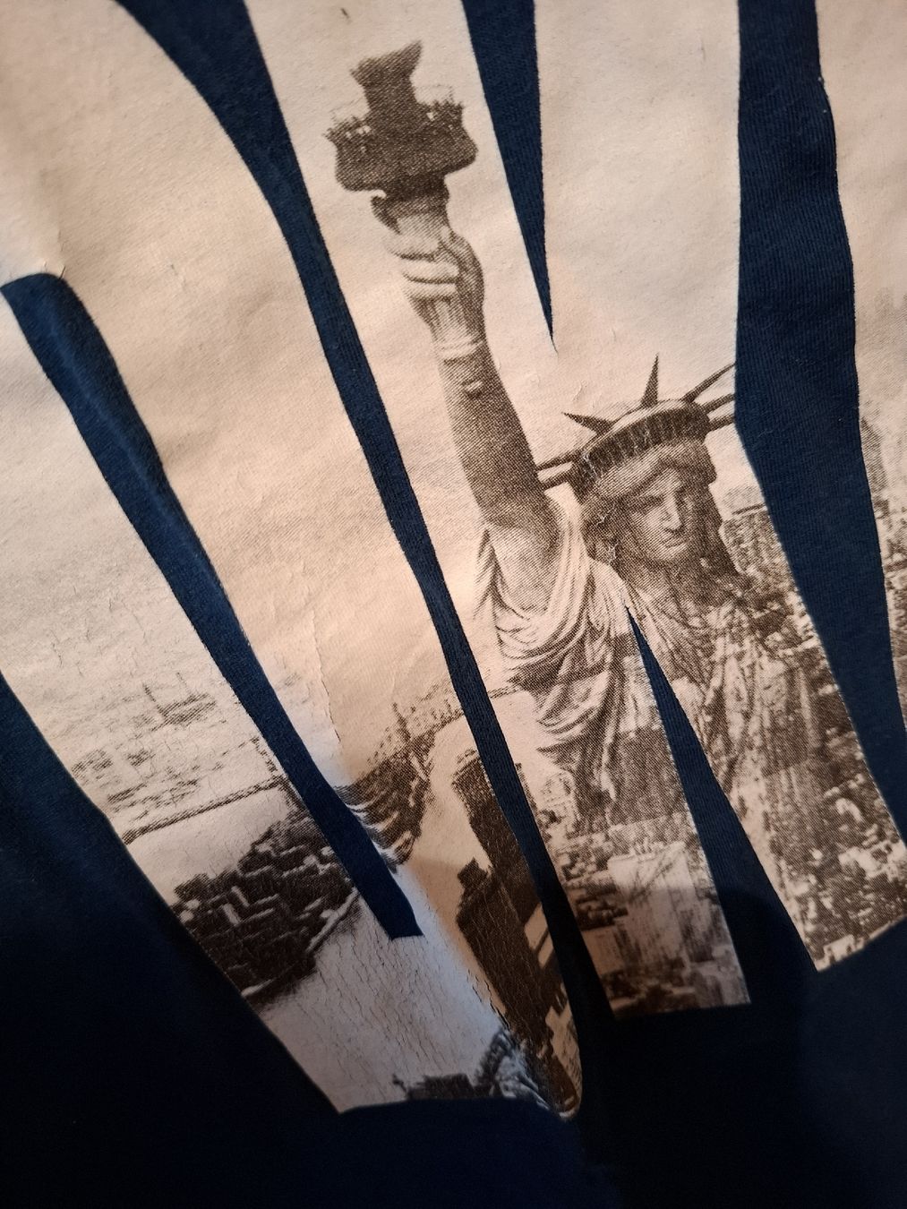 DKNY T-shirt: DKNY T-Shirt, Grösse L – Usato da Lütisburg venduto da amerika123 2