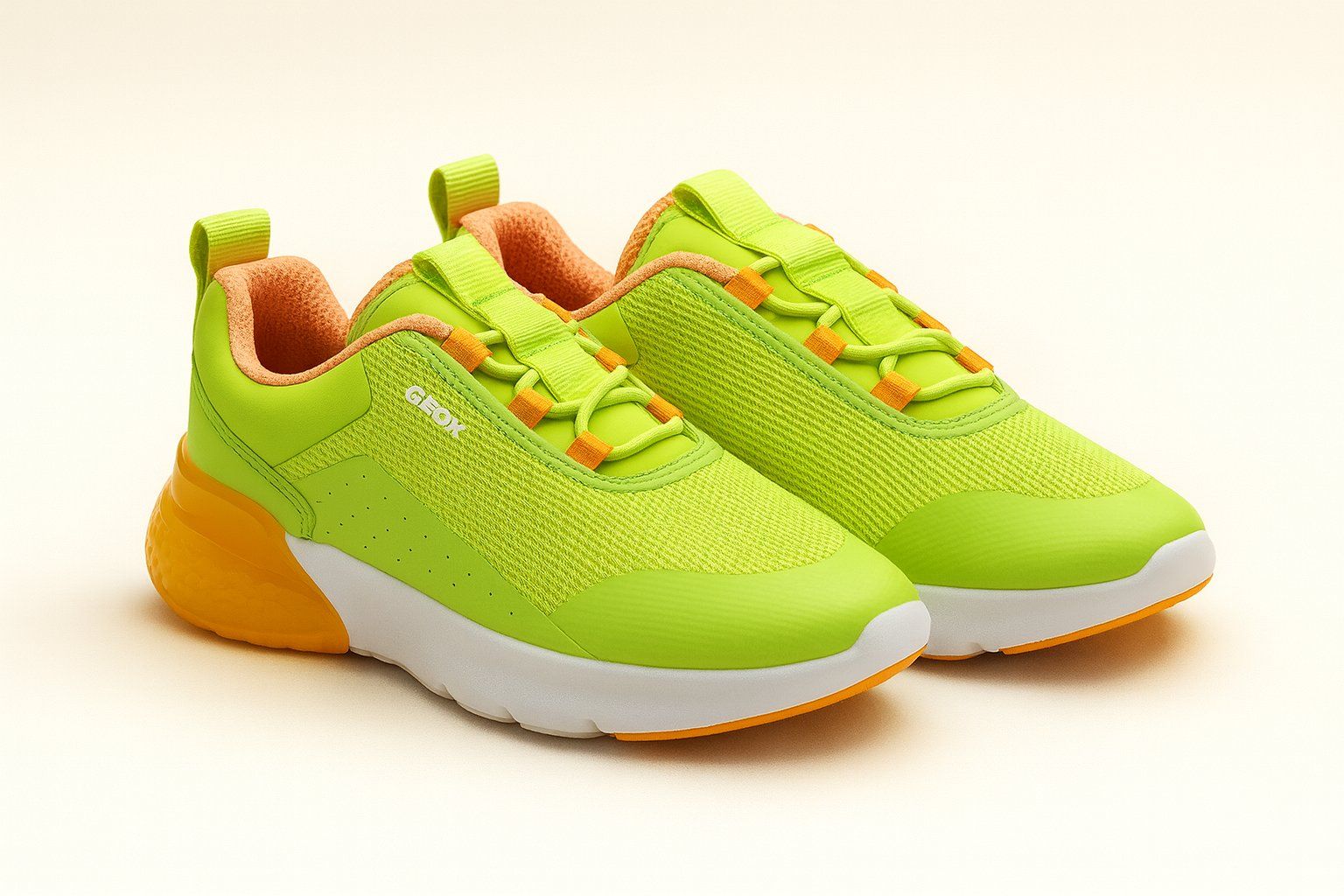 Geox Chaussures garçon: Activart Illuminus Junior – Neuf avec emballage d'origine à Territet par Cenh