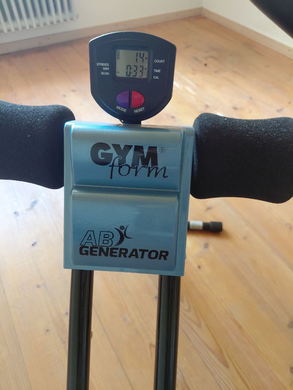 Hometrainer: Bauchtrainingsgerät – Gebraucht aus Winterthur von Chrigel227 1
