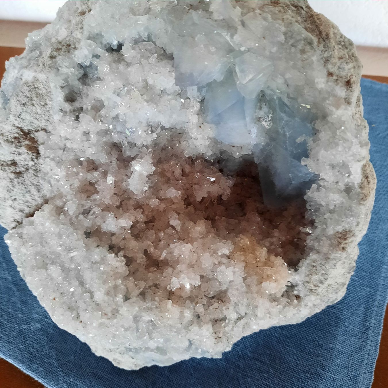 Mineralien & Heilsteine: Coelestin Druse ca. 3,3 kg – Gebraucht aus Rosshäusern von planet-7 1