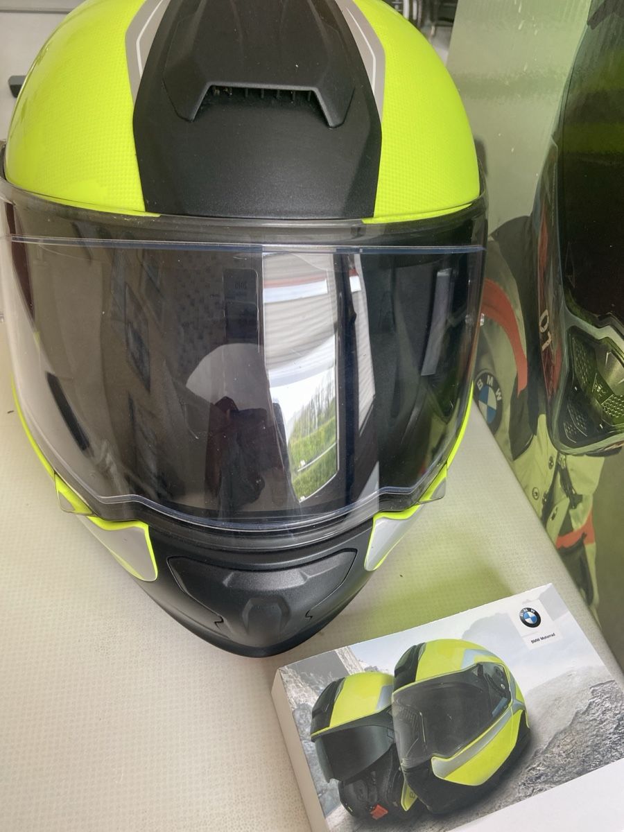 BMW Helme & Visiere: BMW Motorradhelm, System 7 ECE, Carbon, Gr 58/59 – Gebraucht aus Zürich von Mameloschn