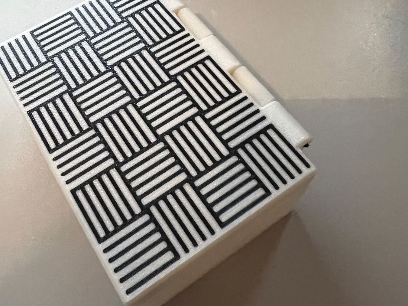 Tutte le decorazioni: Schöne Box, mit Zeitlosem Flechtmuster – Nuovo (secondo la descrizione) da Tenniken venduto da Dom2011
