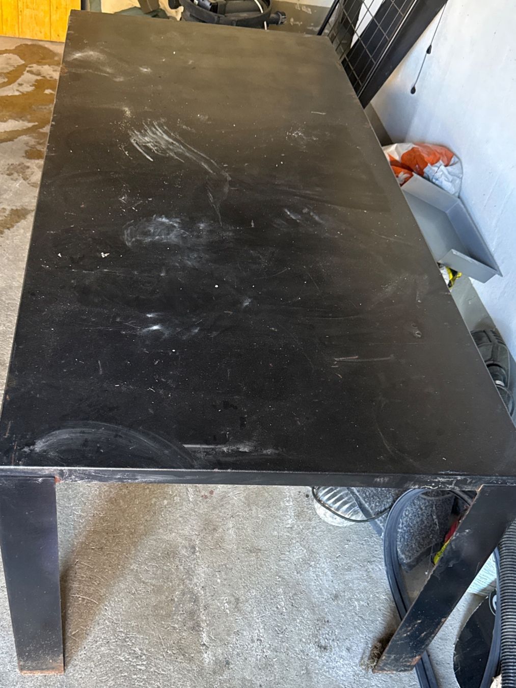 Tavoli: massiver EISEN Gartentisch,200x90xH 75 cm – Usato da Amriswil venduto da used2use 2