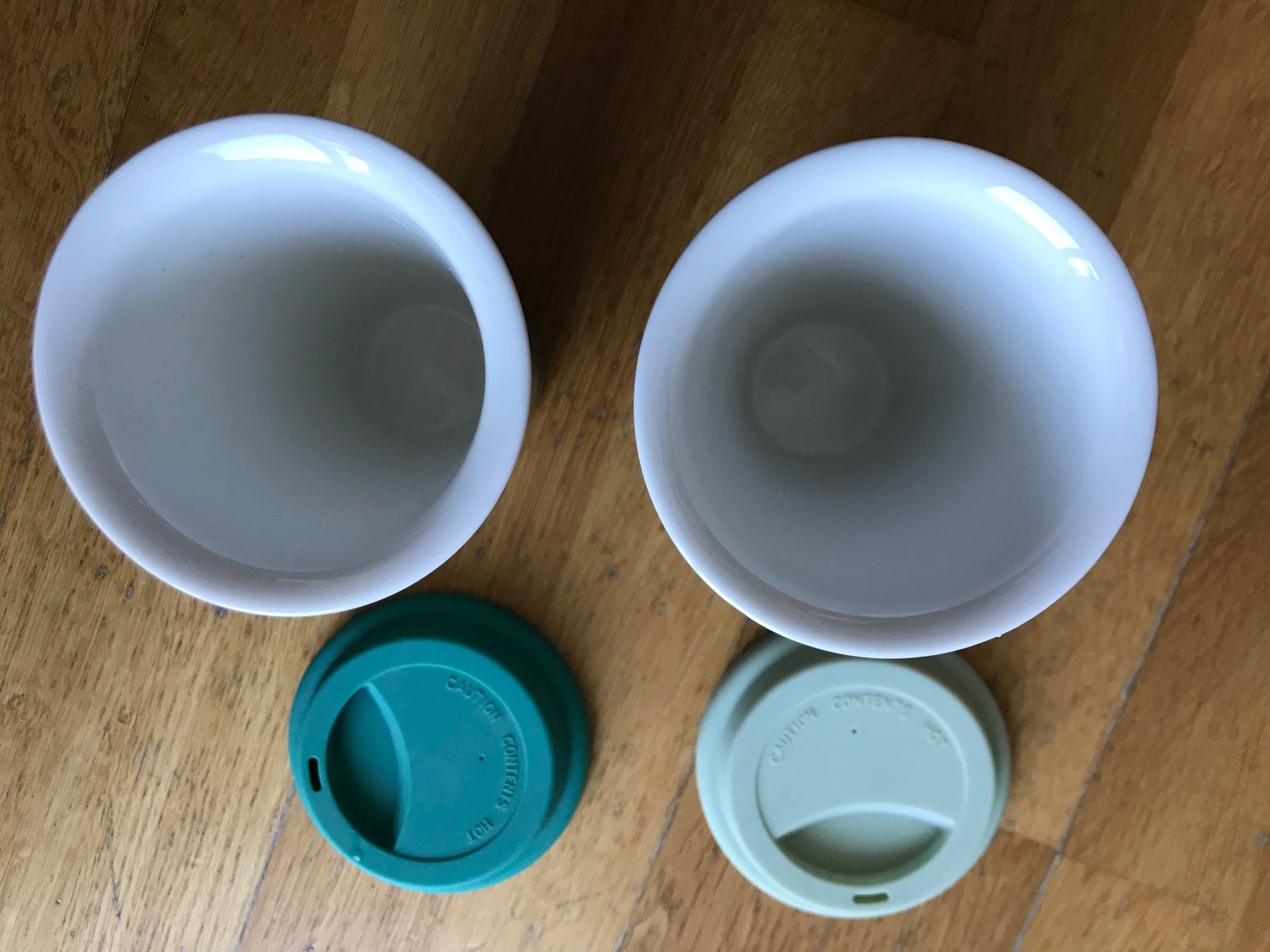 Migros Tazze: 2 Kaffeebecher mit Deckel - Cucina & Tavola – Usato da Zürich venduto da bel5 1