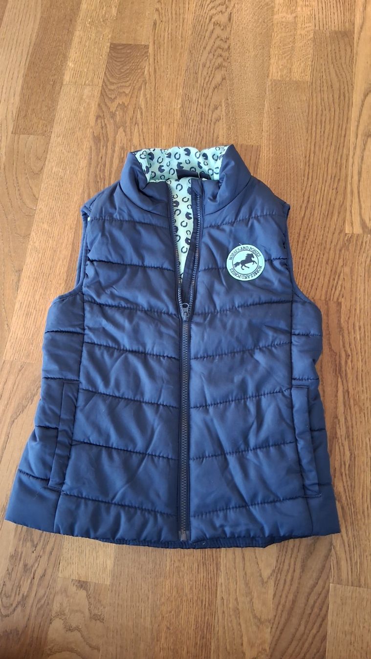 Altro abbigliamento per bambina: Weste - Gilet Gr 152 – Usato da Aesch LU venduto da Baumgarten24