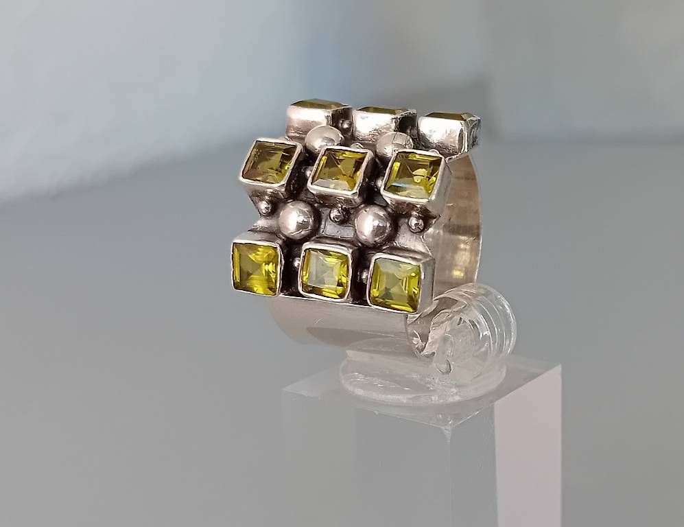 Bagues: Ring Silber mit Peridot – D'occasion à Stans par wer_fd5f 2