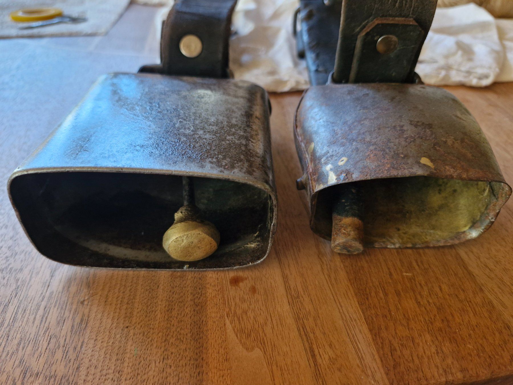 Glocken & Treicheln: Glocken Treicheln – Gebraucht aus Guarda von rue_bpd7 2