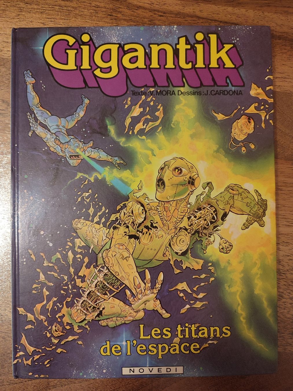 Fumetti: Gigantik T3 EO BE  – Usato da Bougy-Villars venduto da Vogue