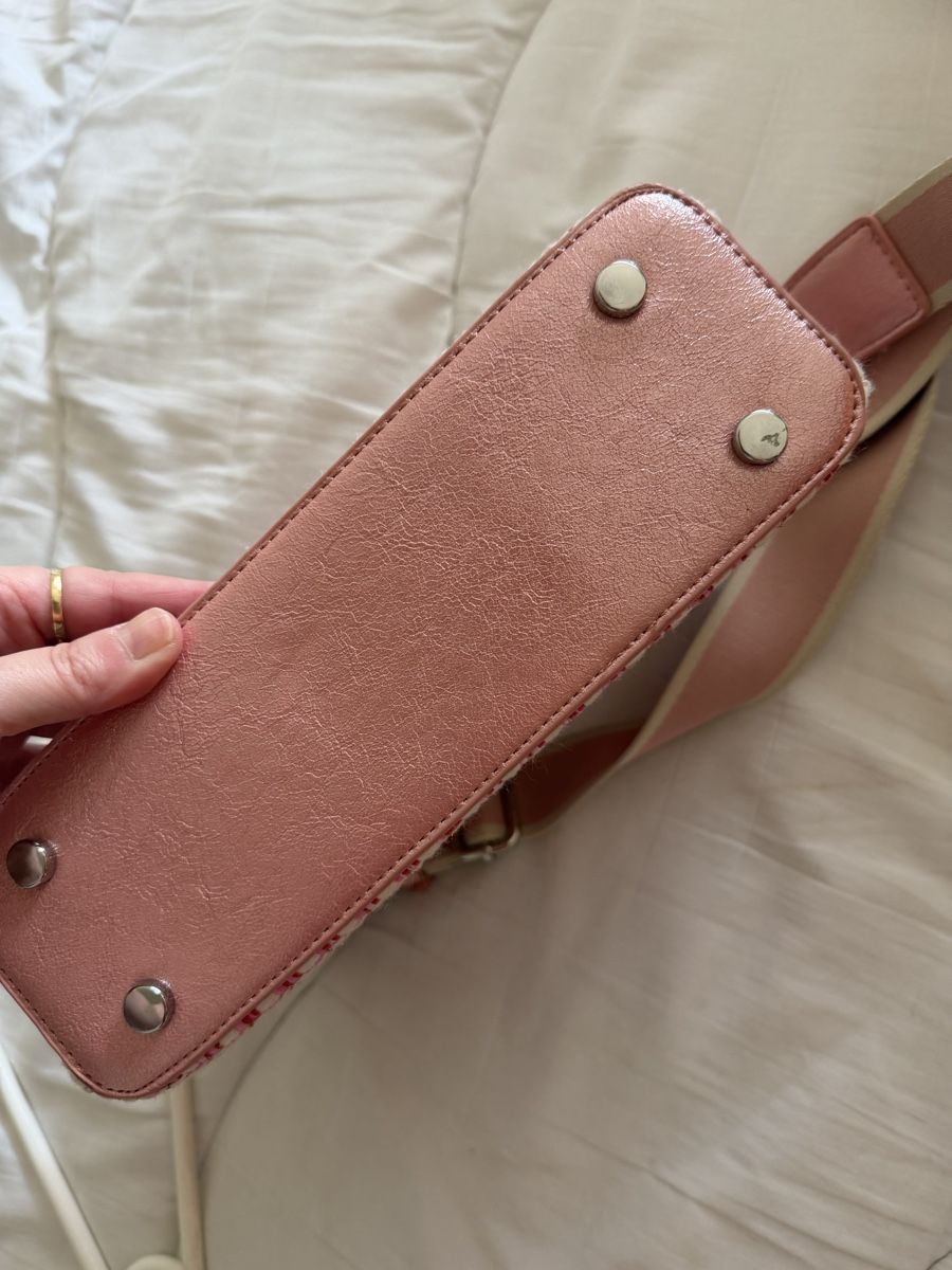 Sacs femmes: Fuchsia Tasche – D'occasion à Basel par Brunner.T 3