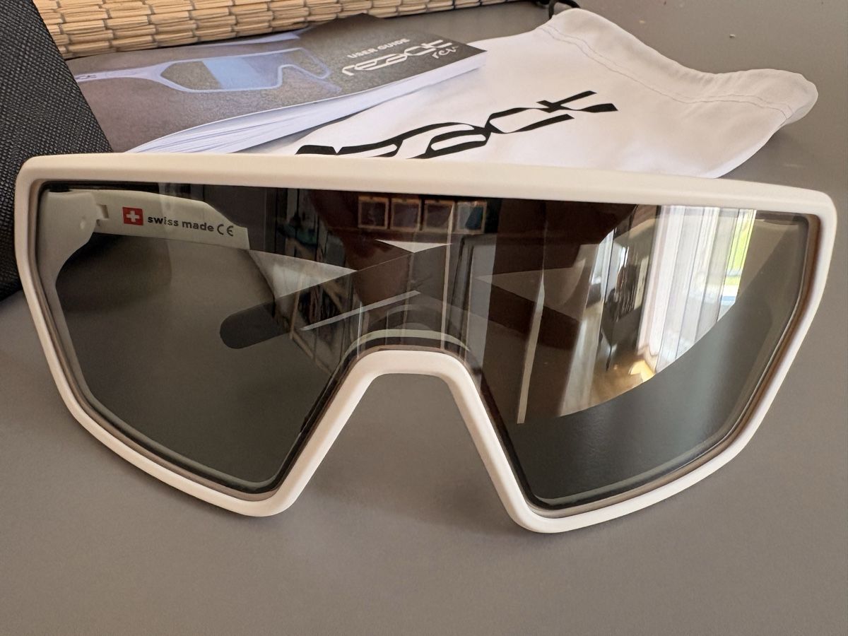 Lunettes & Verres: React rev - Sportbrille weiss NEU – Neuf avec emballage d'origine à St. Gallen par Sonja-SG 1