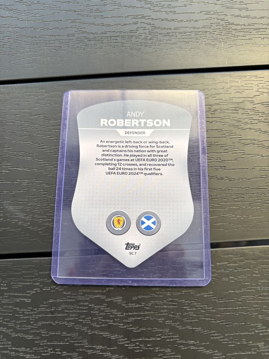 Topps Carte collezionabili: Andy Robertson Topps Chrome Shield UEFA Euro – Usato da Burgdorf venduto da lea_cw56 1