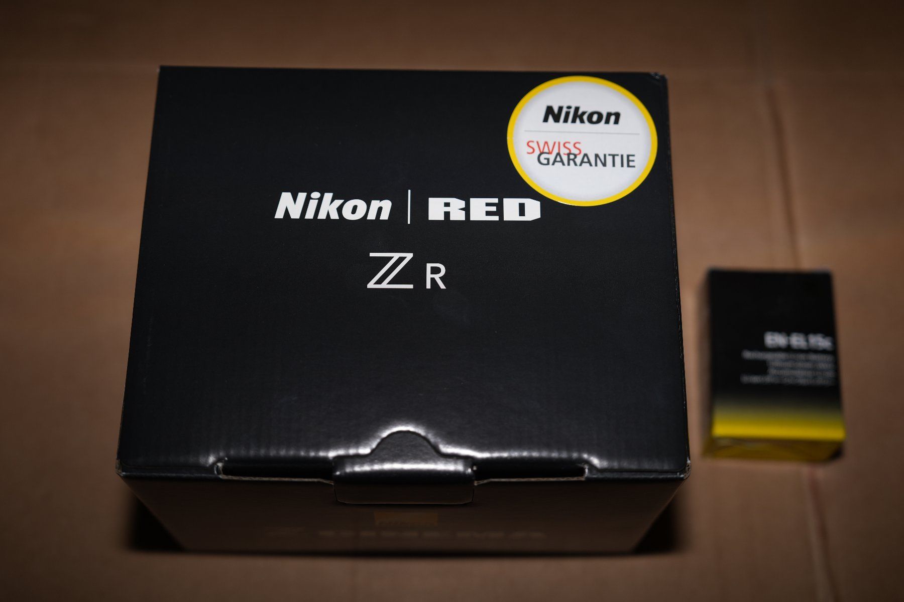 Nikon Fotocamera: Nikon ZR Body – Nuovo (secondo la descrizione) da Zürich venduto da Verkaufen-Schweiz