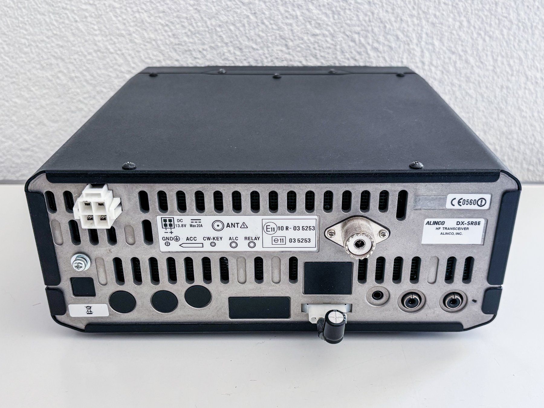 Radiocomunicazione: Alinco DX-SR8E – Usato da Zürich venduto da J2O 3