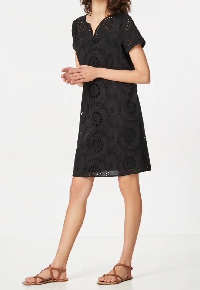 Hallhuber Vestiti: Robe dentelle noire Hallhuber – Usato da Winkel venduto da ninie_zh 2