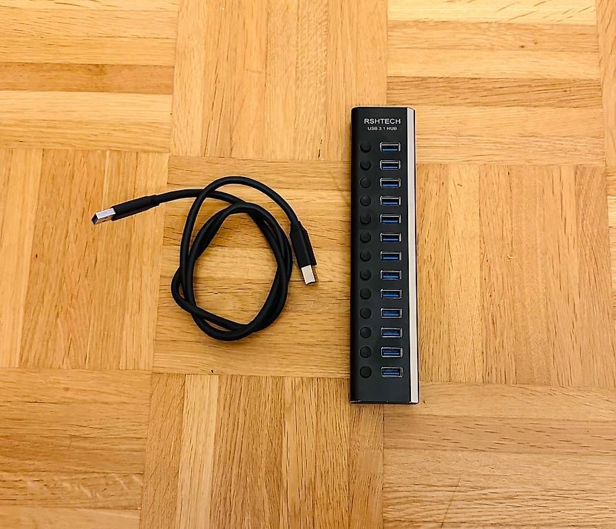 Hub & Switch: RSH Tech USB-C Hub 13-Port USB 3.1 mit Kabel – Usato da Zürich venduto da alex124