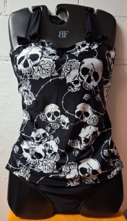 Skull Badekleid / EMP Grösse L / Neckholder schwarz