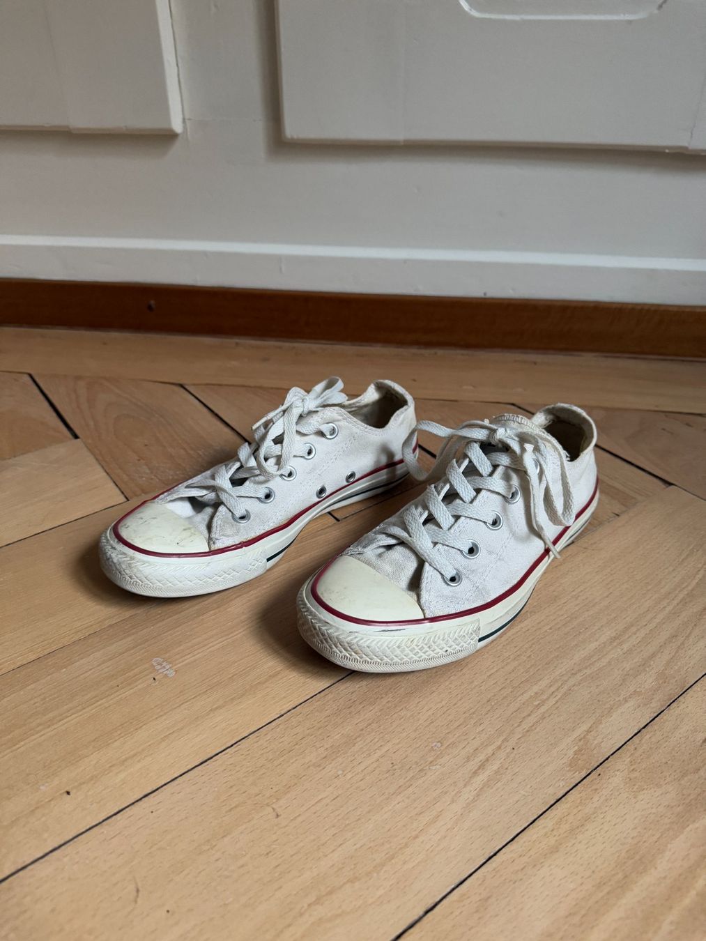 Converse Scarpe da donna: CONVERSE - Chucks Sneaker weiss 36.5 – Usato da Zürich venduto da Diazaio