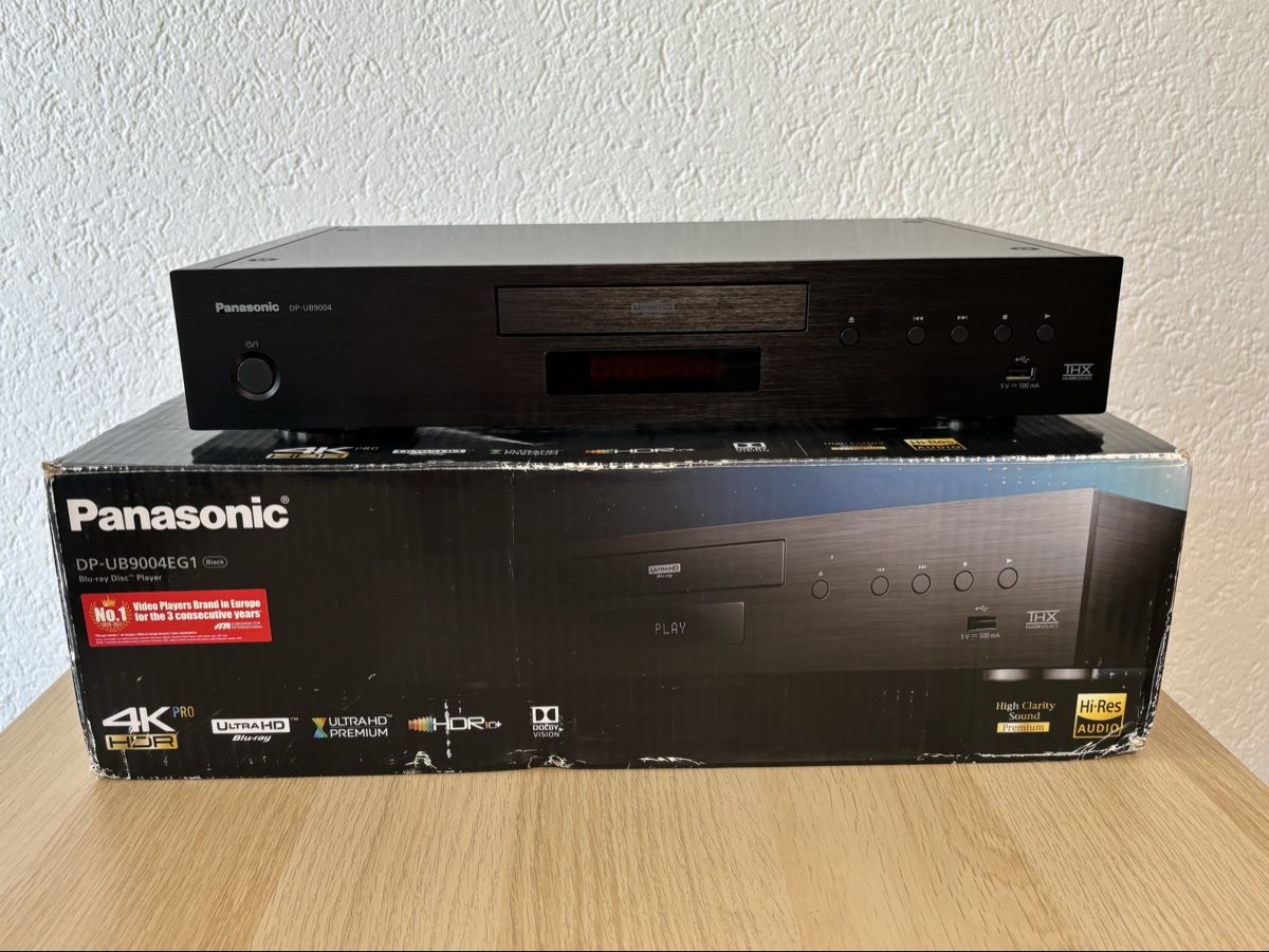Panasonic Lettore multimediale & Streamer: Panasonic DP-UB9004, 4K UHD Bluray Player – Usato da Sargans venduto da Oschaeli