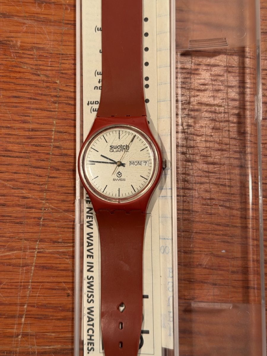 Swatch Orologi: Swatch Quartz Watch Red Leather Band – Usato da Lausanne venduto da vas_mbk2