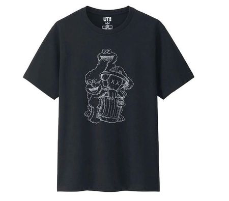 KAWSxUNIQLOxSESAME STREET TRASH CAN OUT TEE 2018/DSWT/SIZE M