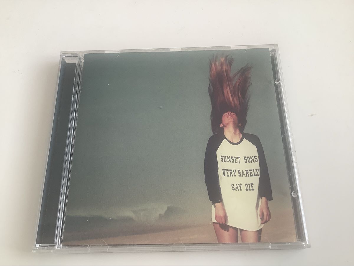 CD: Sunset Sons / Very rarely say die / 2016 – Usato da Dübendorf venduto da Shreck