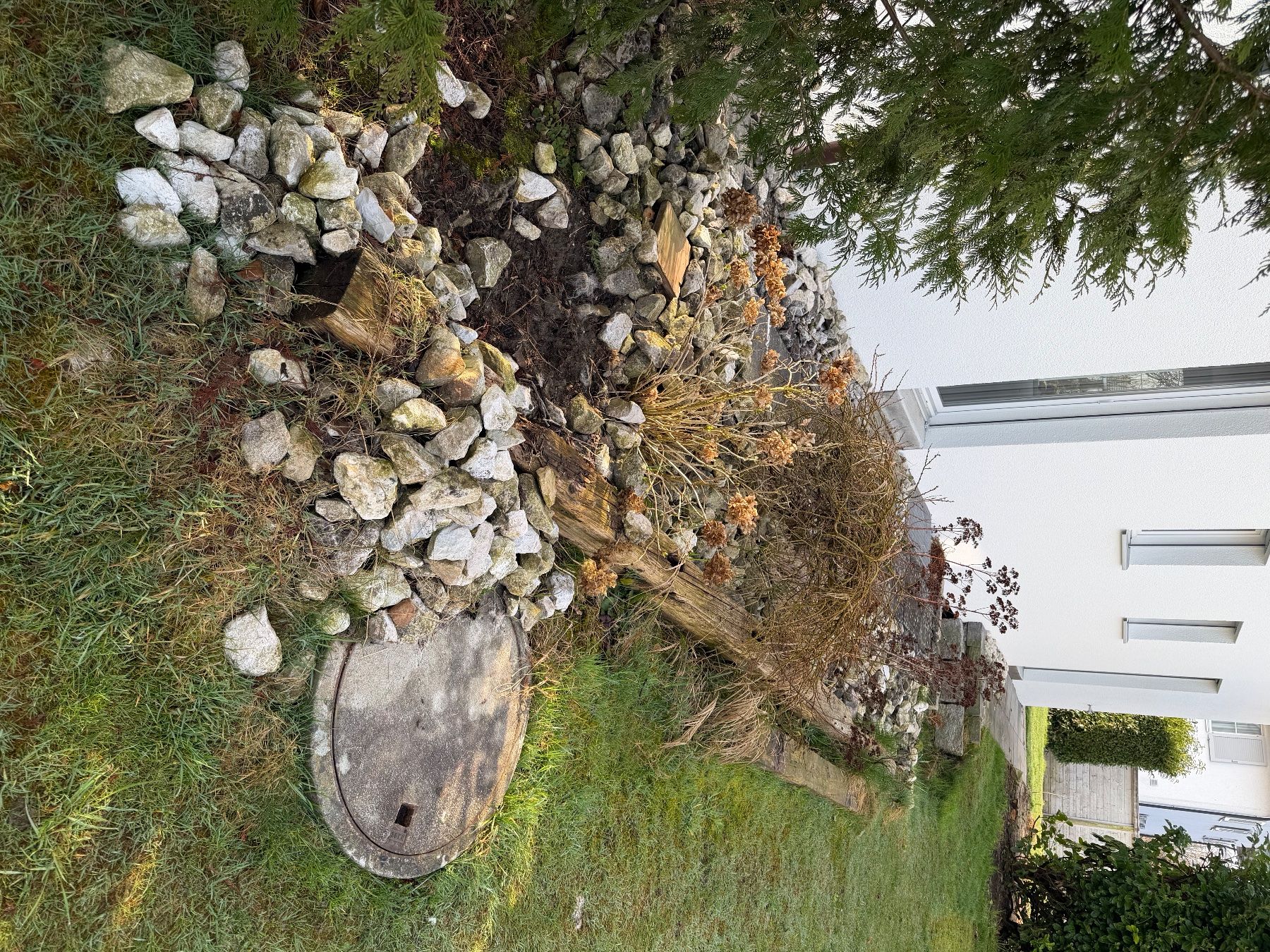 Pietre & tegole: Bruchsteine für Garten – Usato da Möriken AG venduto da silberpfeil2804 1