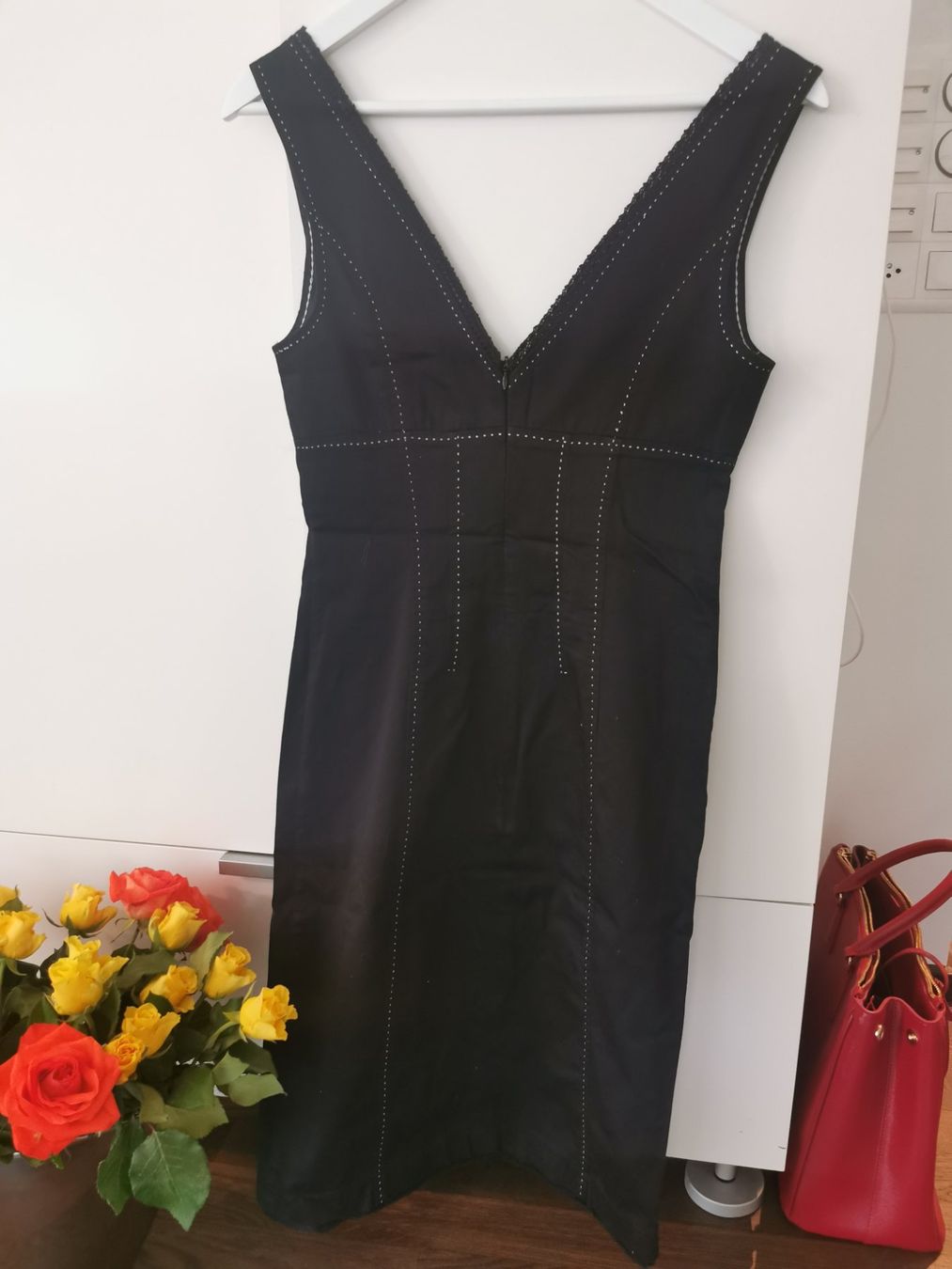 Vestiti: ETUI-KLEID SCHWARZ, GR. 34-36, BAUMWOLLE – Usato da Erlenbach ZH venduto da alisamilana 1