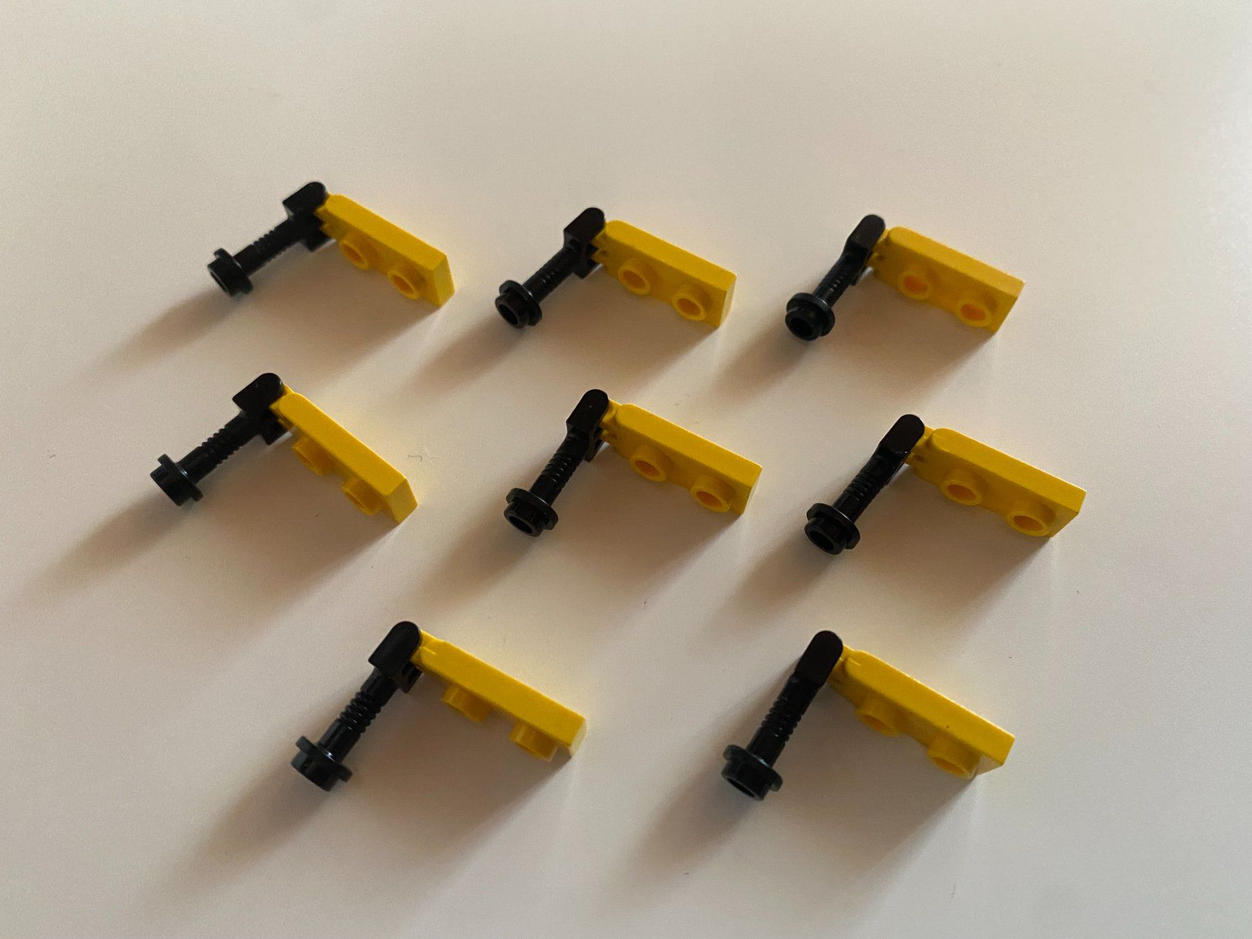 Lego Giocattoli: LEGO - 8 - GELBE - SCHWARZE - GELENKE – Usato da Gelterkinden venduto da ajdt4