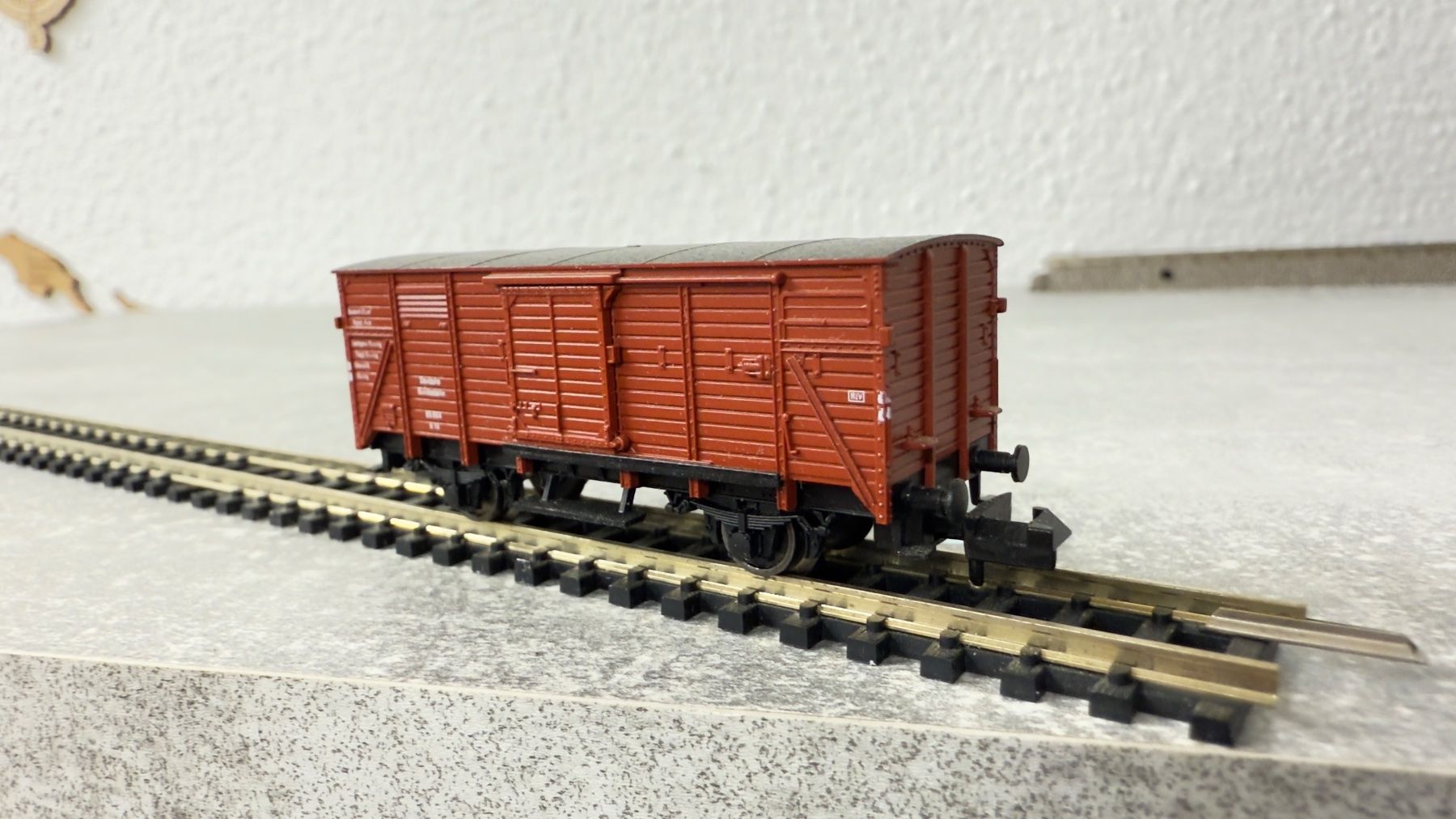 Fleischmann Modellini di ferrovie: Fleischmann Gepäckwagen Spur N in OVP – Usato da Schlieren venduto da rat_lq6b 5