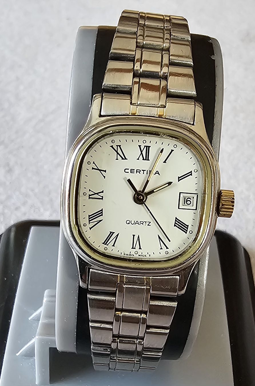 Certina Uhren: CERTINA Swiss Made Elegante Damenuhr – Gebraucht aus Speicher von Swisswtch 1