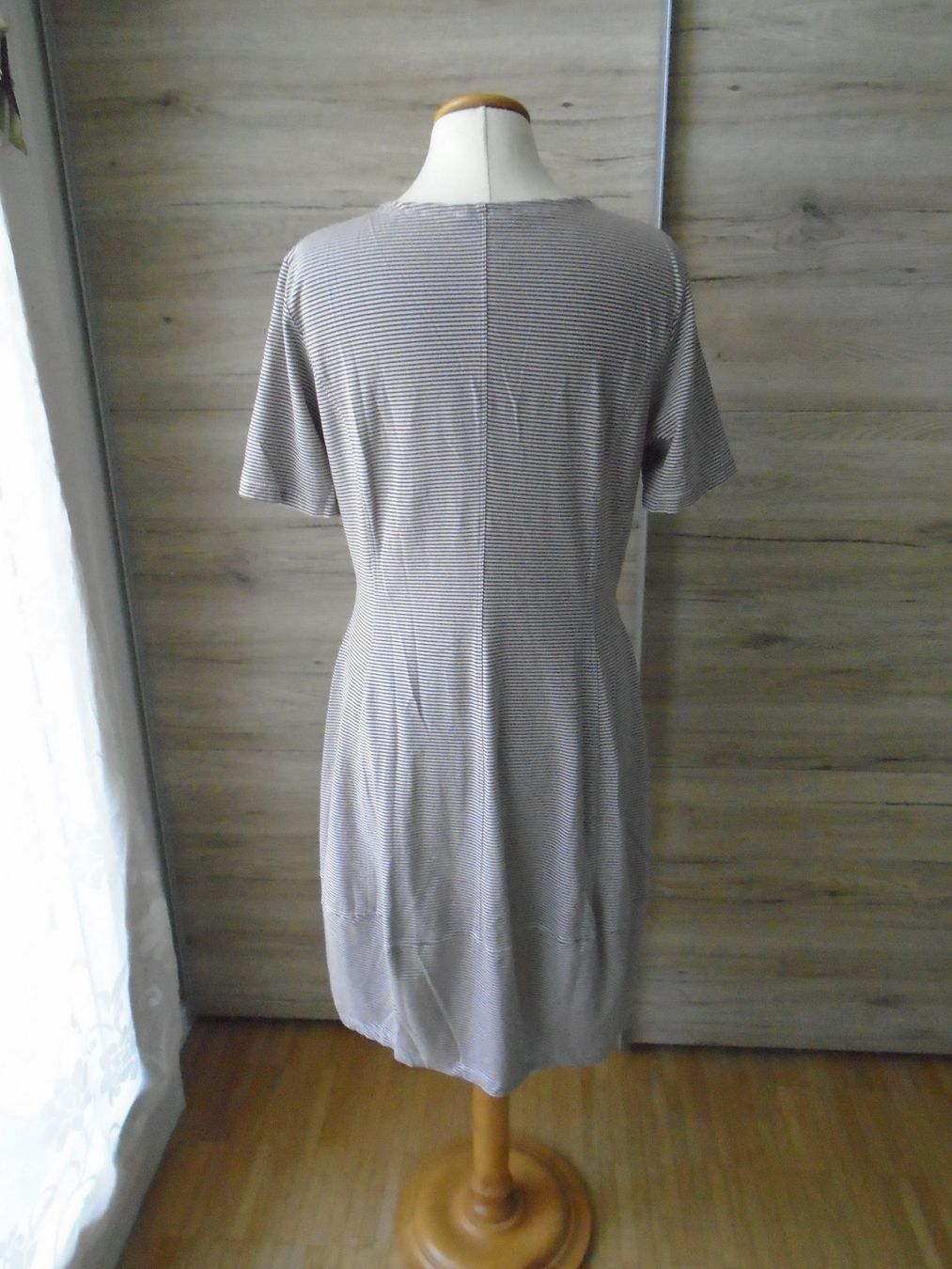 Vestiti: Con Stant Ballon-Kleid Gr. 40/42. – Usato da Basel venduto da Fiona-Lea 3