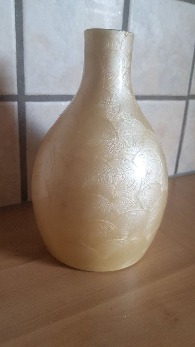 Ikea Vasi & Recipienti: Vase IKEA couleur crème – Usato da Villiers venduto da san_jn5w 2