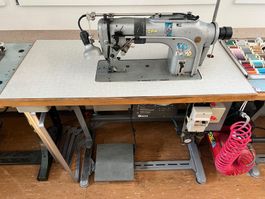 Industrie Nähmaschine Dürkopp mit Kompressor gebraucht Tisch