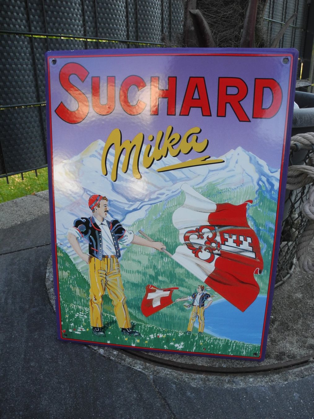 Milka Insegne: SUCHARD MILKA EMAILSCHILD – Usato da Reinach AG venduto da Huckleberrysix