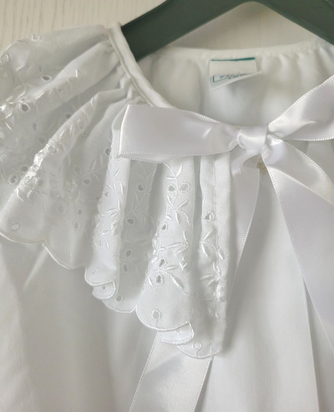 C&A Camicette, T-shirt & Top: Romantische Bluse mit Spitze – Usato da Oberuzwil venduto da rtr_wp6m 2