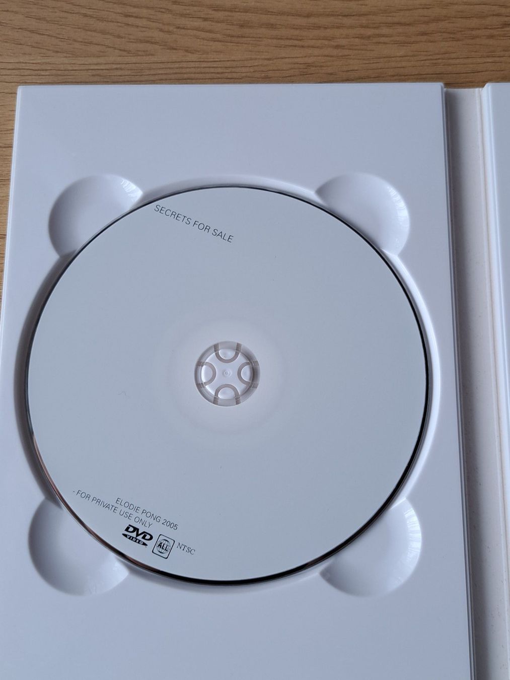 Alle DVDs: SECRETS BY ELODIE PONG, Boxset mit 5 Discs, SELTEN! – Neu (gemäss Beschreibung) aus Unterseen von Kanica 6