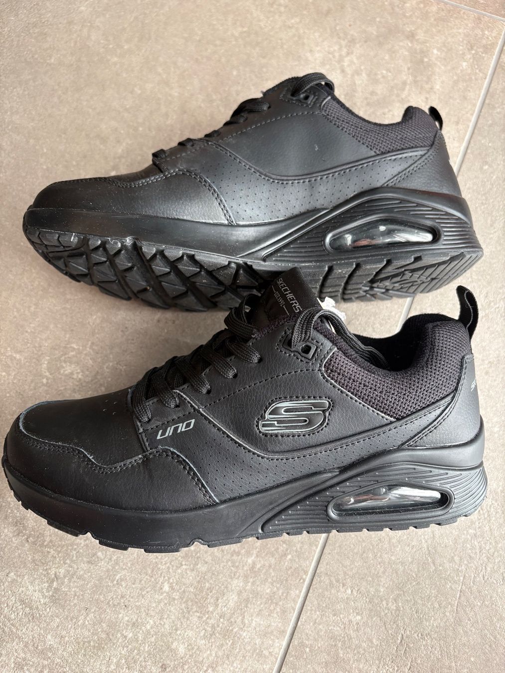 Skechers Scarpe da uomo: Sneakers Skechers Uno – Usato da Mendrisio venduto da Luchino_