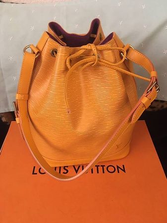 Louis Vuitton Noe Epi GM Original