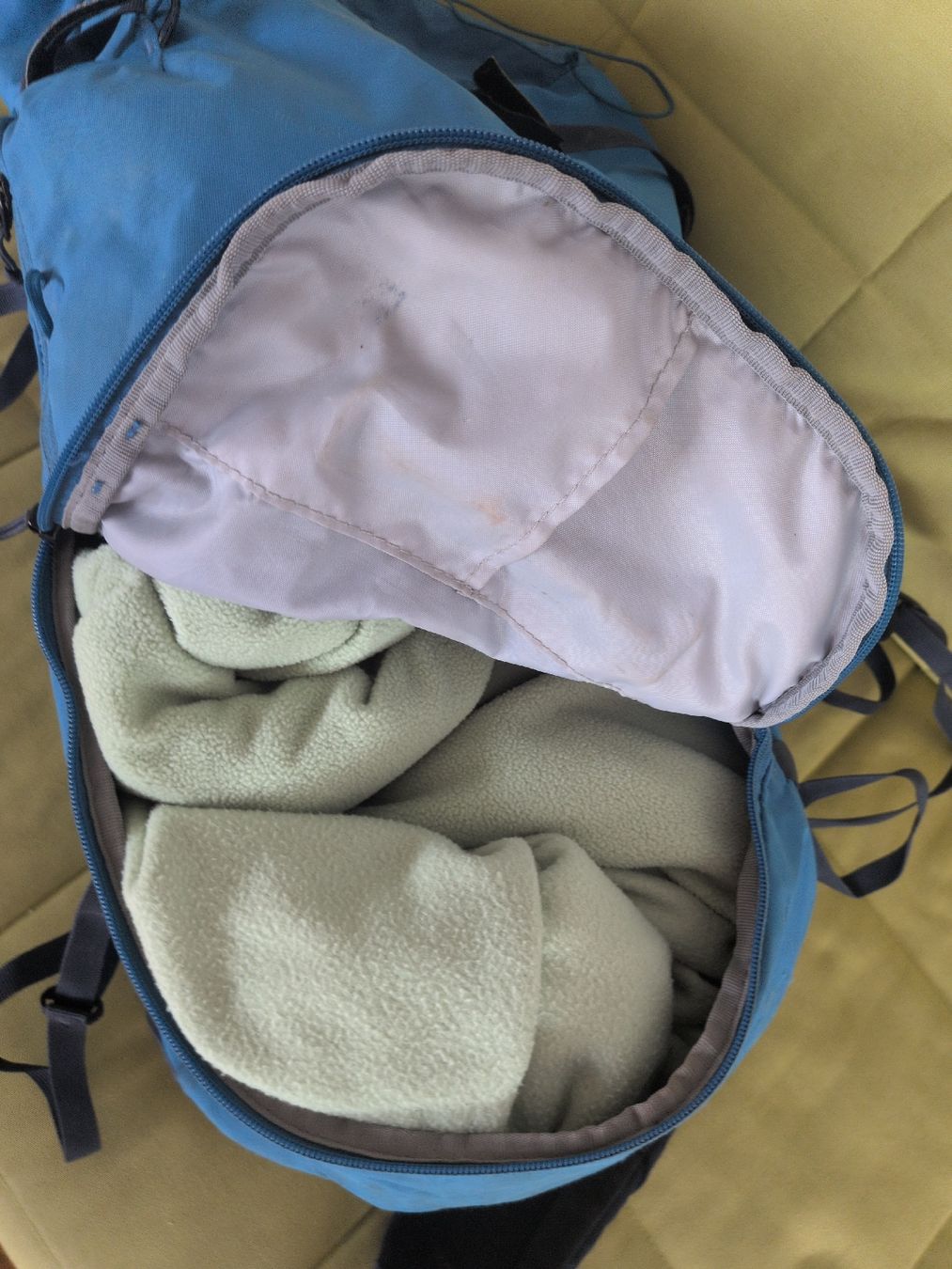 Deuter Sacs à dos: Deuter Guide 44+8 – D'occasion à Gunten par mtnstar 4