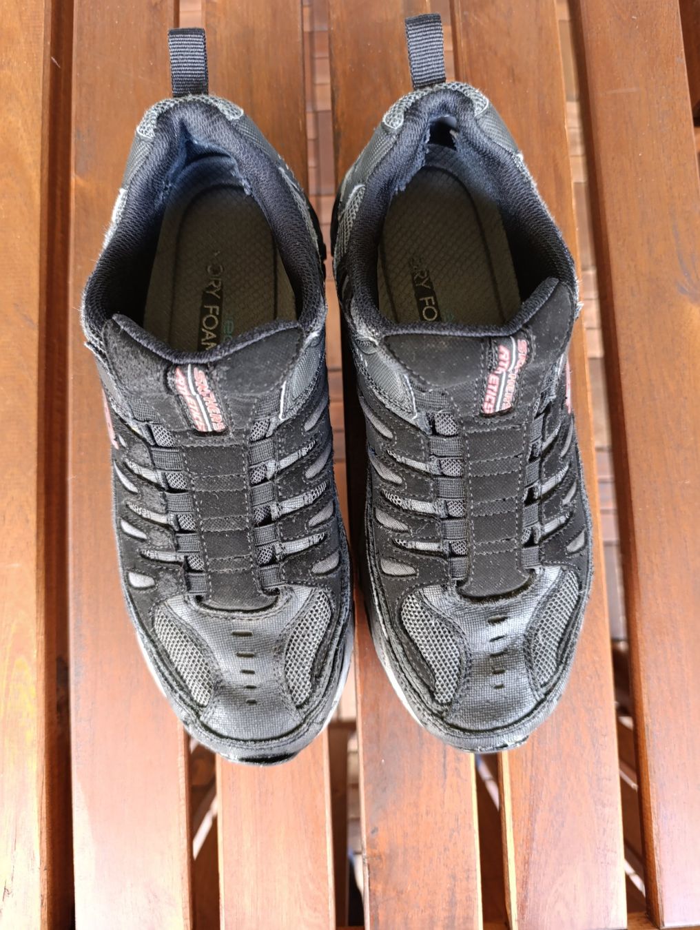 Skechers Herrenschuhe: Sketchers Sneakers, Gr. 40 – Gebraucht aus Zürich von VorlonShadow 1