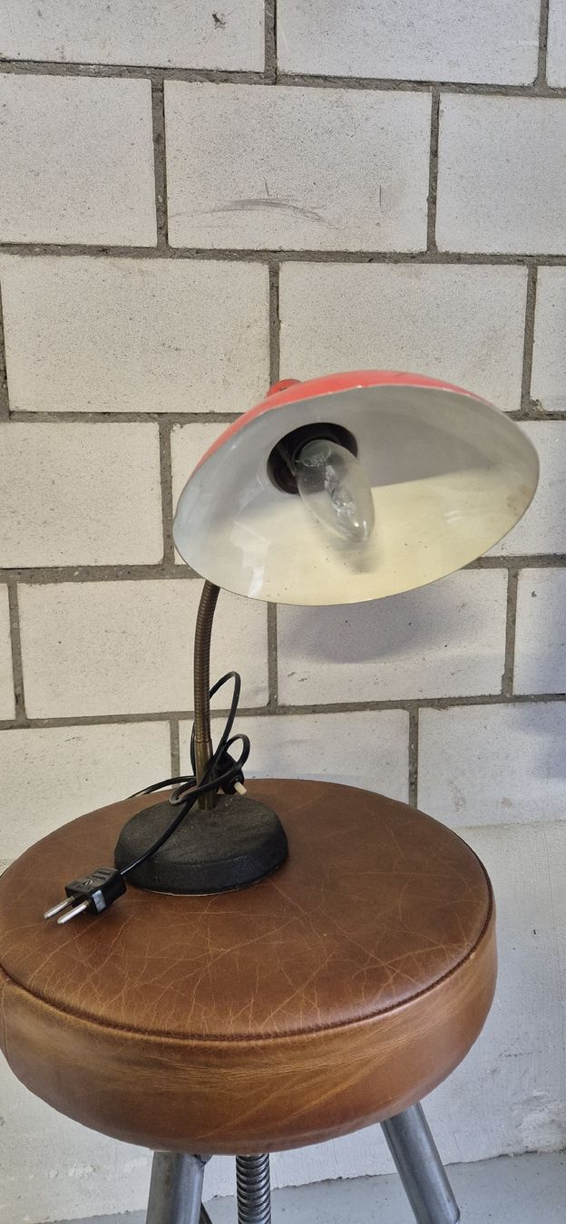 Lampade: Tischlampe, Schwanenhals. – Usato da Meilen venduto da COSTA_ABC 1