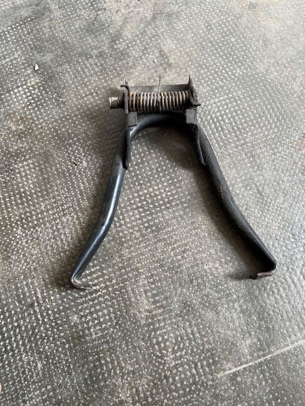 Piaggio Pièces pour mobylette: Piaggio Béquille Centrale – D'occasion à Les Acacias par Alfredani 1